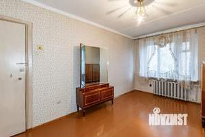 3-к квартира, вторичка, 59м2, 3/5 этаж