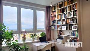 2-к квартира, вторичка, 52м2, 18/32 этаж