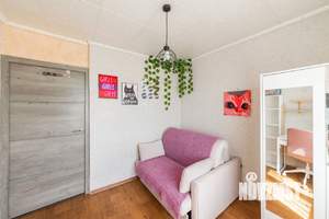 2-к квартира, вторичка, 43м2, 8/9 этаж