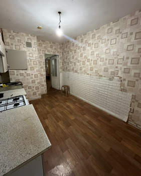 1-к квартира, вторичка, 42м2, 1/10 этаж