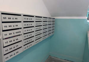 2-к квартира, вторичка, 42м2, 1/9 этаж