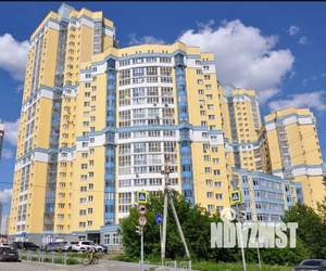 2-к квартира, вторичка, 68м2, 3/25 этаж