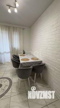 2-к квартира, вторичка, 60м2, 1/3 этаж