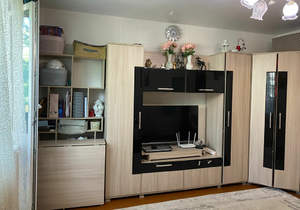 2-к квартира, вторичка, 42м2, 3/5 этаж
