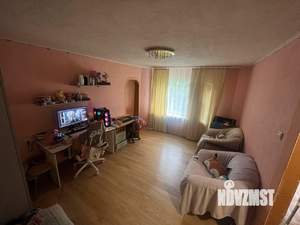 2-к квартира, вторичка, 37м2, 1/5 этаж