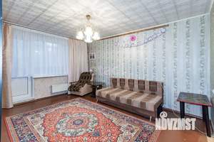 3-к квартира, вторичка, 64м2, 1/9 этаж