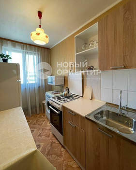 2-к квартира, вторичка, 43м2, 9/9 этаж