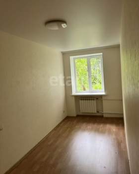 2-к квартира, вторичка, 43м2, 1/5 этаж