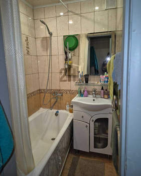 3-к квартира, вторичка, 51м2, 5/5 этаж