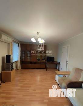 3-к квартира, вторичка, 61м2, 6/9 этаж