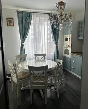 3-к квартира, вторичка, 68м2, 1/10 этаж