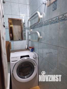 2-к квартира, вторичка, 42м2, 1/5 этаж