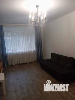2-к квартира, вторичка, 45м2, 1/9 этаж