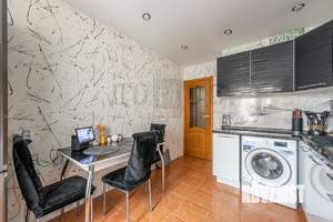 2-к квартира, вторичка, 60м2, 9/10 этаж