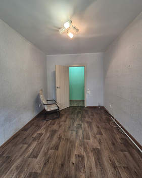 2-к квартира, вторичка, 41м2, 1/4 этаж