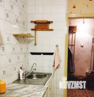 2-к квартира, вторичка, 43м2, 3/5 этаж