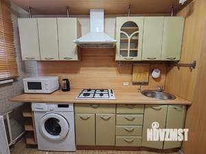 2-к квартира, вторичка, 42м2, 9/9 этаж