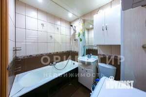 2-к квартира, вторичка, 43м2, 1/9 этаж