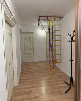 3-к квартира, вторичка, 87м2, 4/10 этаж