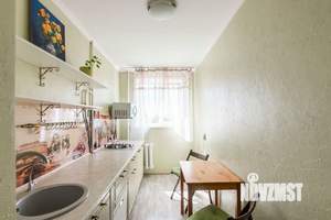 2-к квартира, вторичка, 43м2, 8/9 этаж