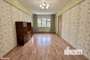 2-к квартира, вторичка, 42м2, 1/5 этаж