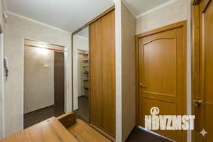2-к квартира, вторичка, 42м2, 8/9 этаж