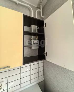 1-к квартира, вторичка, 42м2, 1/3 этаж