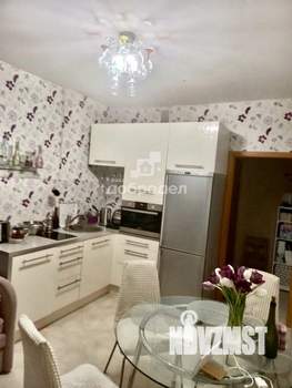 2-к квартира, вторичка, 61м2, 7/15 этаж