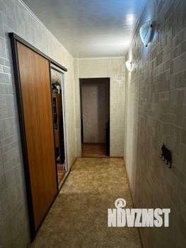 2-к квартира, вторичка, 39м2, 1/4 этаж