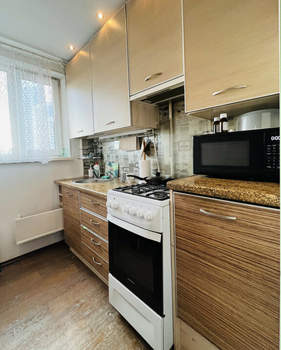 2-к квартира, вторичка, 43м2, 8/9 этаж