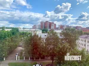 3-к квартира, вторичка, 63м2, 8/9 этаж