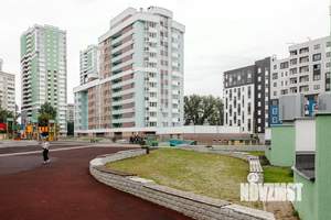 2-к квартира, вторичка, 43м2, 1/4 этаж