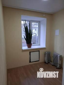 2-к квартира, вторичка, 42м2, 1/5 этаж