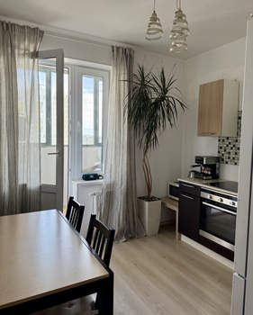 2-к квартира, вторичка, 61м2, 16/16 этаж