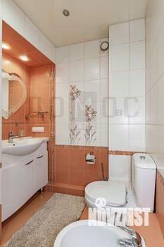 2-к квартира, вторичка, 60м2, 10/10 этаж