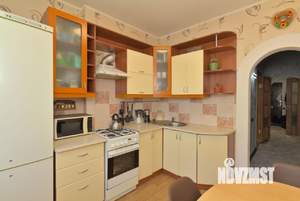 2-к квартира, вторичка, 62м2, 2/2 этаж