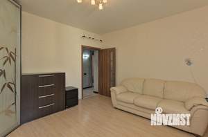 2-к квартира, вторичка, 62м2, 2/2 этаж