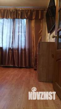 2-к квартира, вторичка, 43м2, 1/9 этаж