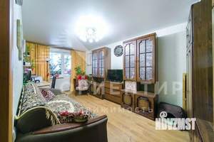 2-к квартира, вторичка, 43м2, 1/9 этаж