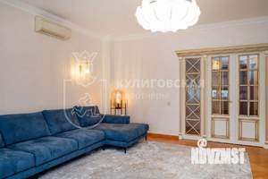 3-к квартира, вторичка, 141м2, 2/7 этаж