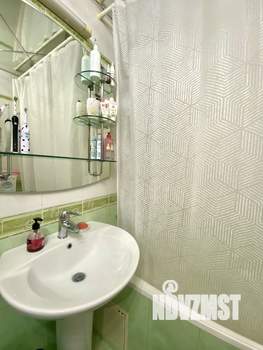 2-к квартира, вторичка, 42м2, 5/5 этаж