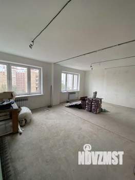 4-к квартира, вторичка, 132м2, 8/18 этаж