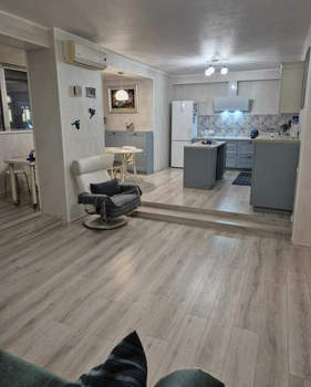 3-к квартира, вторичка, 102м2, 2/6 этаж