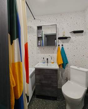 3-к квартира, вторичка, 60м2, 1/9 этаж