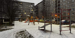 2-к квартира, вторичка, 43м2, 1/9 этаж