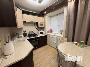 2-к квартира, вторичка, 47м2, 1/5 этаж