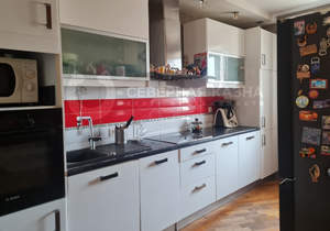3-к квартира, вторичка, 95м2, 7/9 этаж