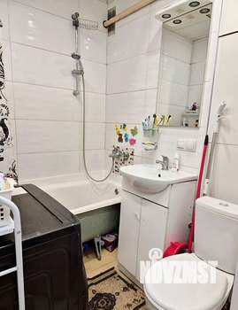 2-к квартира, вторичка, 42м2, 1/5 этаж