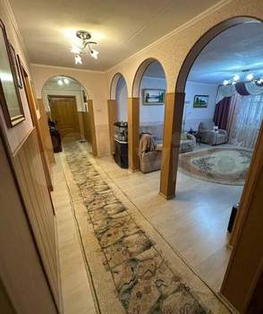 3-к квартира, вторичка, 92м2, 1/10 этаж