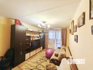 3-к квартира, вторичка, 68м2, 1/10 этаж